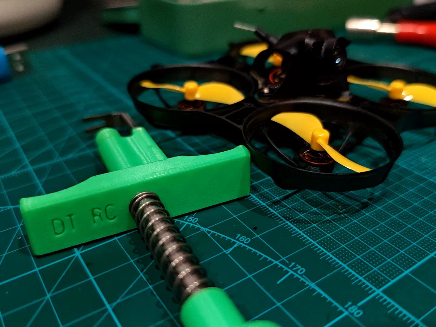 Estrattore di eliche DT Tinywh - Drone Racing Gate recensione e prezzo