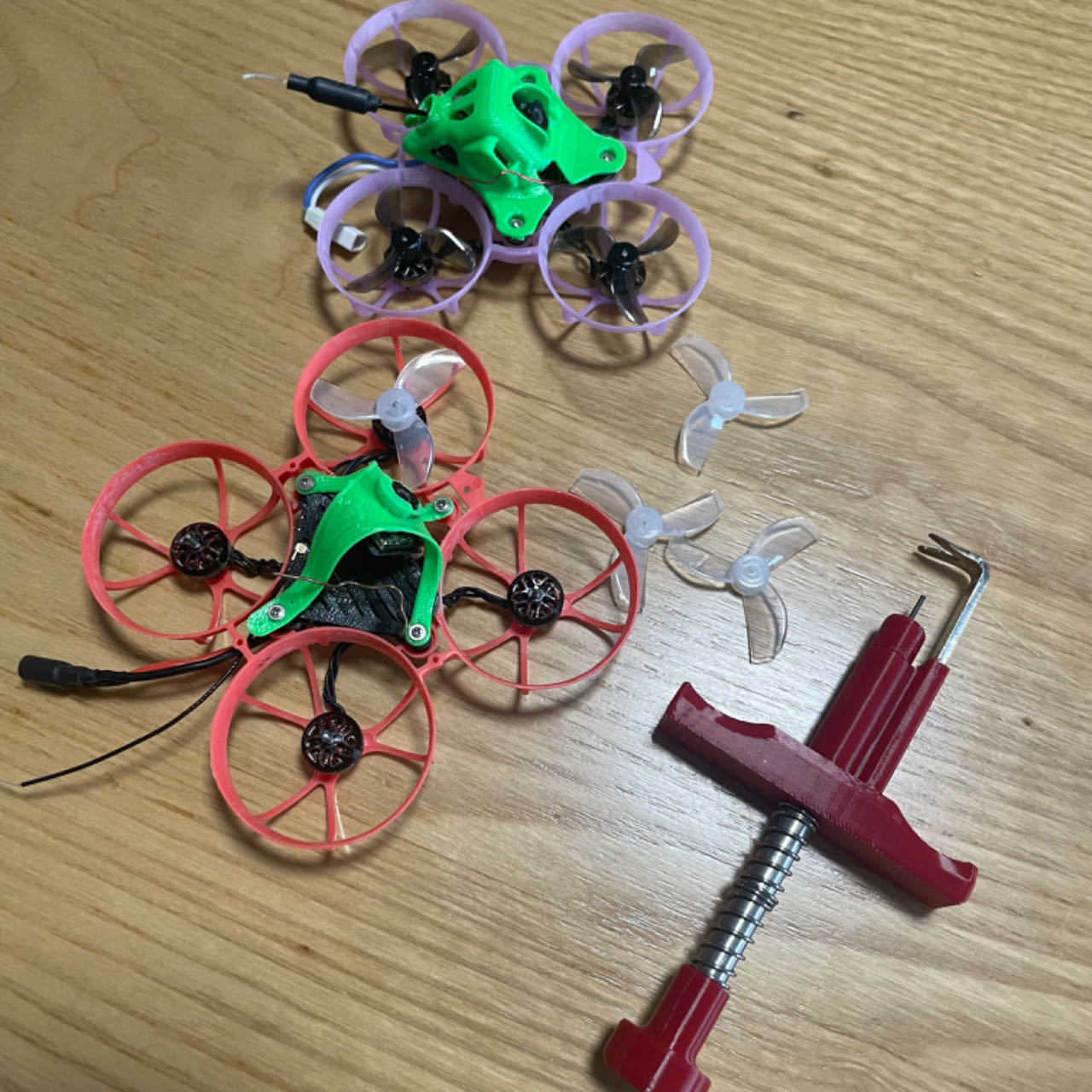 Estrattore di eliche DT Tinywh - Drone Racing Gate recensione e prezzo